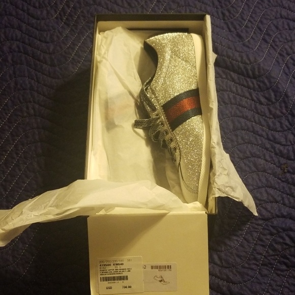 *Brand New Gucci shoes in box - Picture 2 of 8